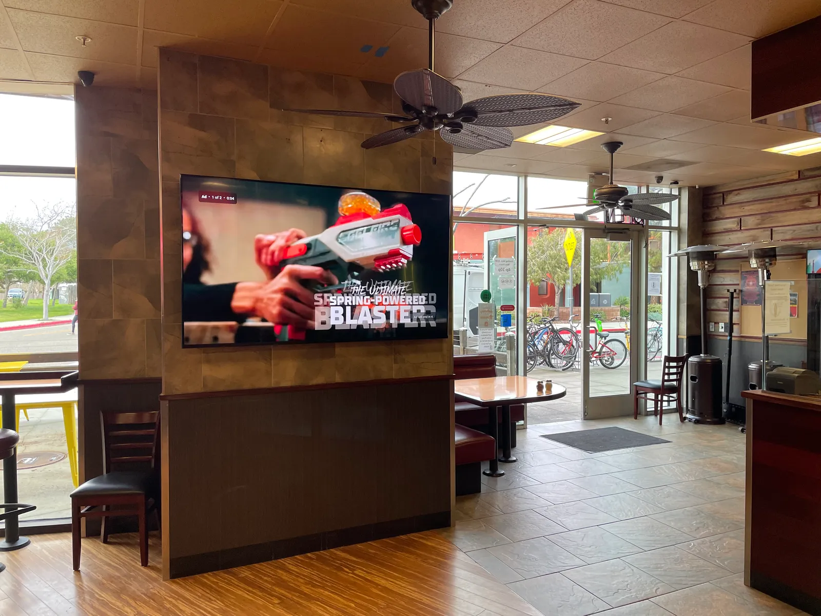 IV Pizza Pub