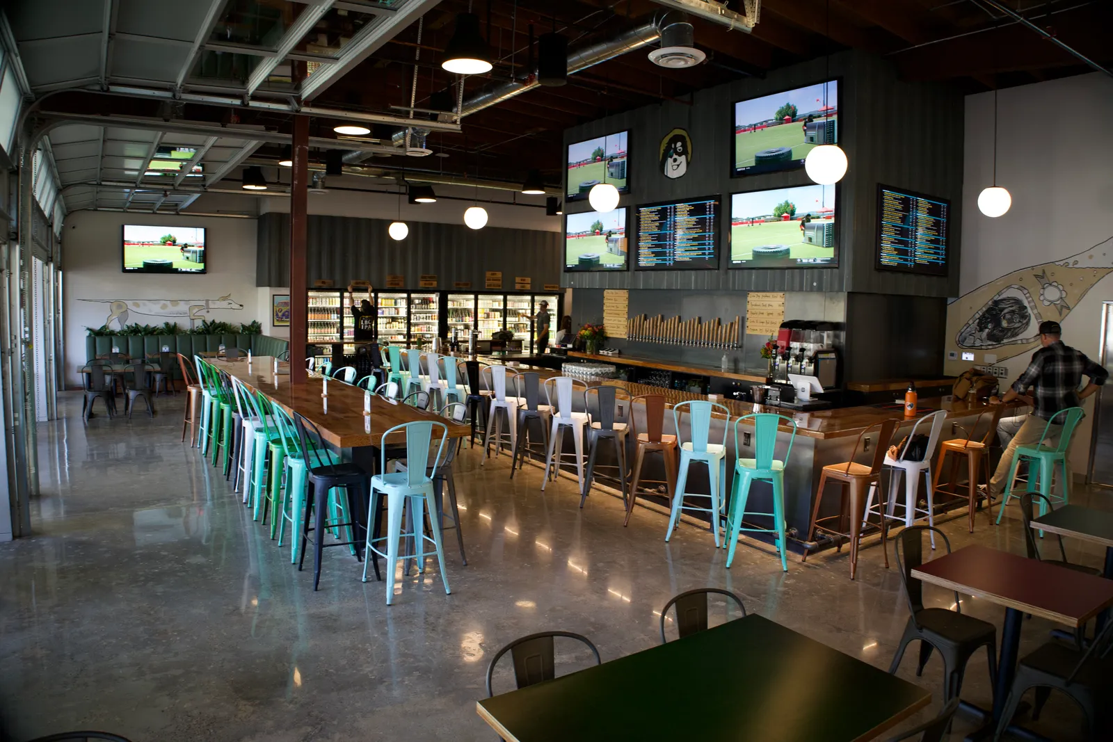 Lama Dog Taproom & Bottle Shop
